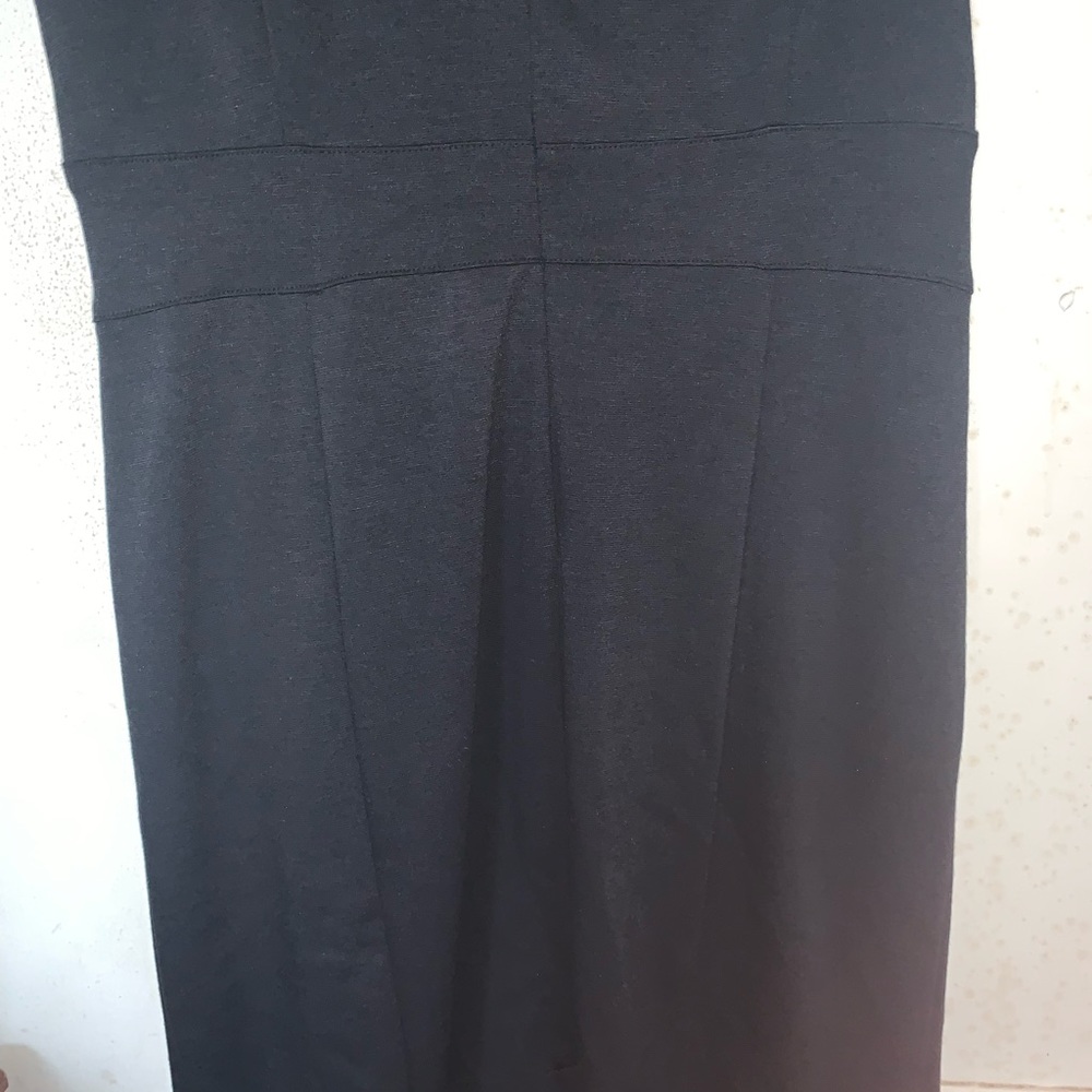 Dress - Picture 6 of 6